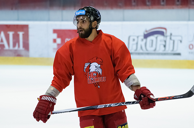 Odchovanec trenčínského hokeje Roman Rác si zase zahrál proti svým.