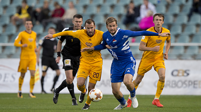 Dukla Praha v posledním ligovém duelu porazila Baník Ostrava 2:0. V MOL CUPu ale vypadla po prohře 2:3 v Domažlicích.