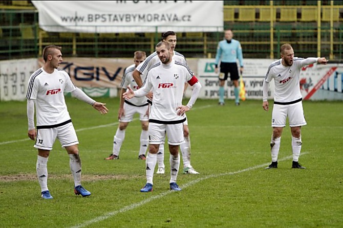 HFK pod novým koučem Kalvodou vyhrál v Hulíně. Nyní čeká Holici doma Hanácká Slavia Kroměříž.