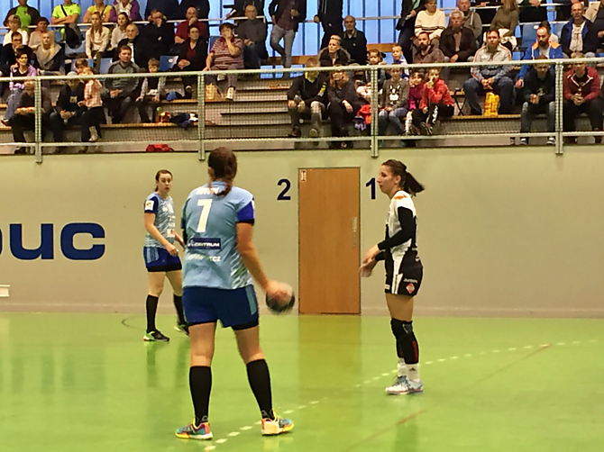 DKH ZORA Olomouc porazila na domácí palubovce Sokol Písek 25:23.