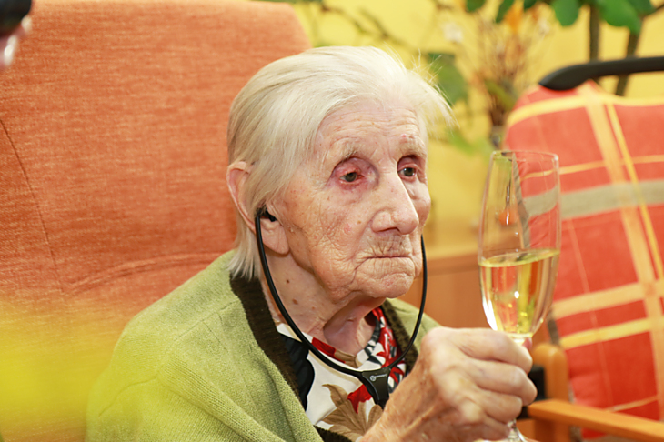 
Marta Musilová se narodila v Zábřehu 27. října 1910. Pochází ze čtyř dětí.