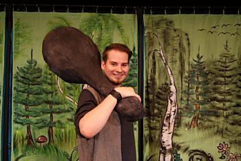 O statečném kováři Mikešovi - to je pohádka na motivy Boženy Němcové, se kterou přijede 25. února do Divadla na Šantovce Divadlo ZA2.