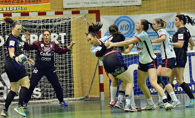 DHK ZORA Olomouc doma porazil v MOL lize ŠŠK Prešov 20:13.