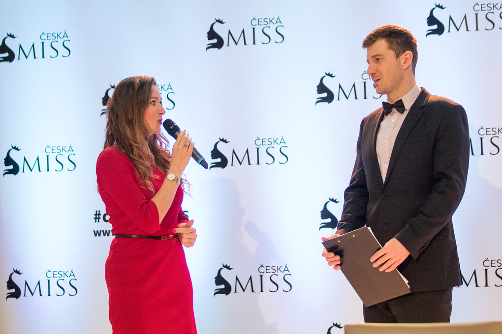 A porotě samozřejmě předsedala ředitelka České Miss Eva Čerešňáková.