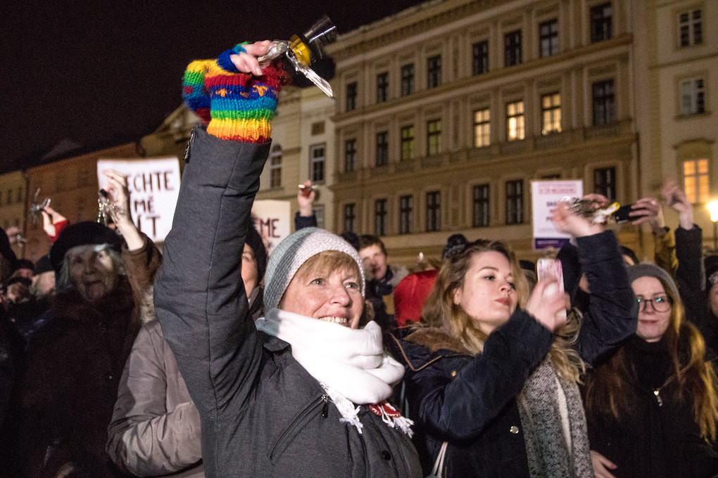 Už se zase zvoní klíči... Na neděli byla svolána další demonstrace.