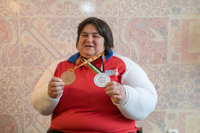 Bronz z Dubaje a stříbro z Šardžá. Koulařka Eva Kacanu stále dokáže porážet podstatně mladší soupeřky.