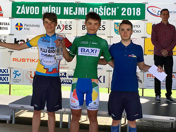 Pavel Bittner (uprostřed) na Závodu míru nejmladších v Jevíčku