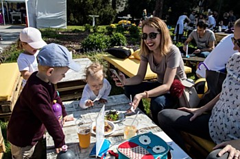 Ochutnat delikatesy předních českých restaurací můžete hned první červnový víkend. A rozhodně se nemusíte bát vzít s sebou také vaše děti.