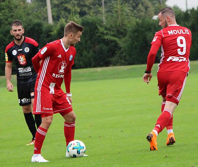 V odpoledním zápase Hanáci zdolali Hradec Králové 3:0.