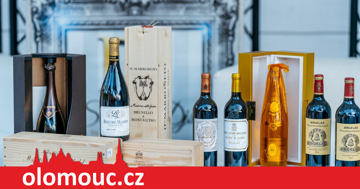 Des vins français prestigieux sont mis aux enchères dans le Gentlemen’s Club.  Le produit de près de 200 000 couronnes ira à une bonne cause